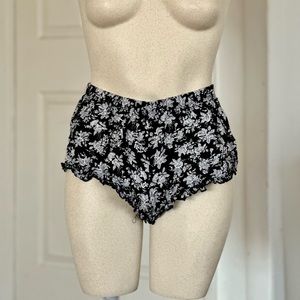 Black Floral Print Summer Shorts S